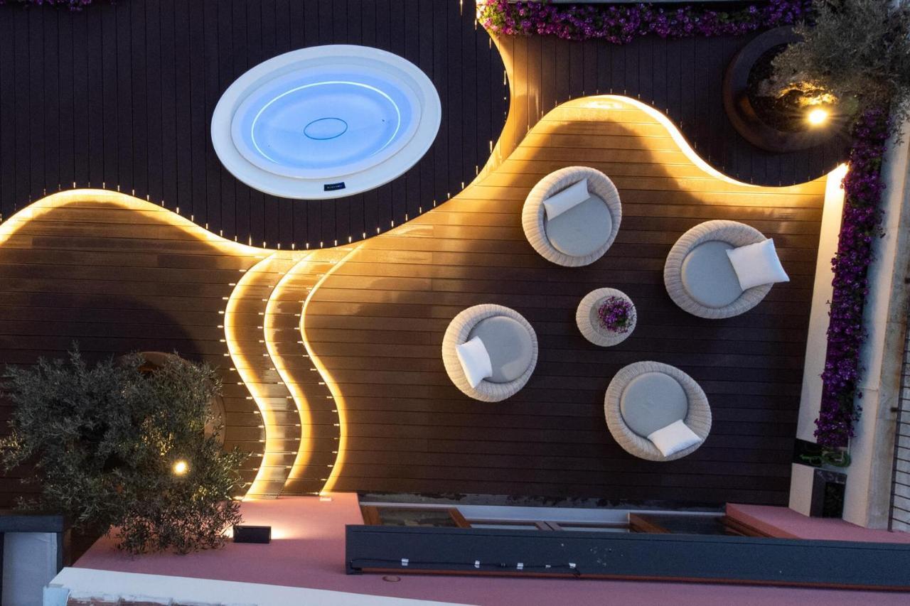 Palazzo Ferrucci Luxury Suites Cagliari Exterior photo