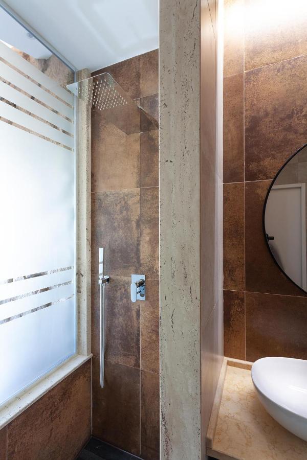 Palazzo Ferrucci Luxury Suites Cagliari Exterior photo