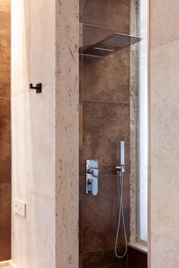 Palazzo Ferrucci Luxury Suites Cagliari Exterior photo